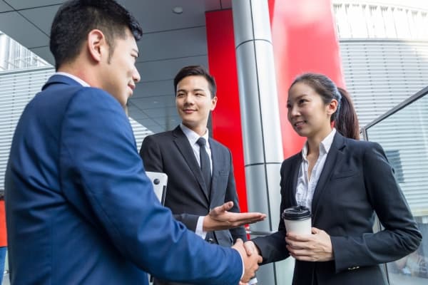 How a Small Business Virtual Assistant Can Help You Grow Your Business