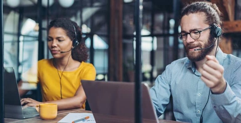 How to Use a Customer Service Virtual Assistant in Your Business